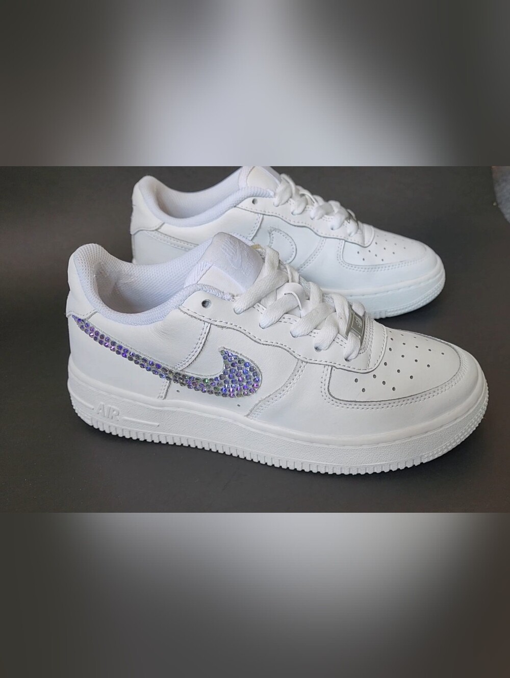 NIKE AIR FORCE 1 " SWAROVSKI CUSTOMIZED " WOMEN US SIZE 6 GREAT COND - Picture 5 of 13